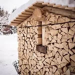 Le Petit Relais Отель 2*